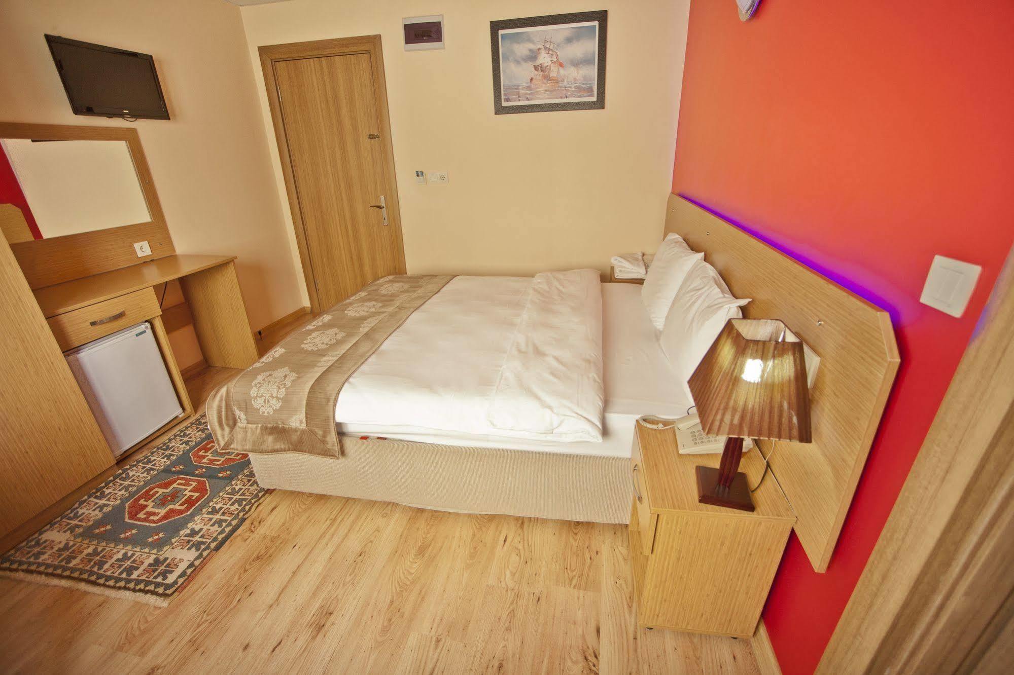 Avcilar Vizyon Hotel Истанбул Екстериор снимка